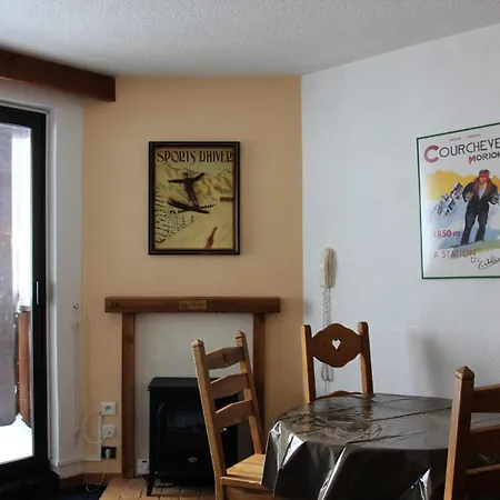 Apartmán Machu - Location: Avec Vue Sur Les Pistes, Skis Aux Pied Mae-9101